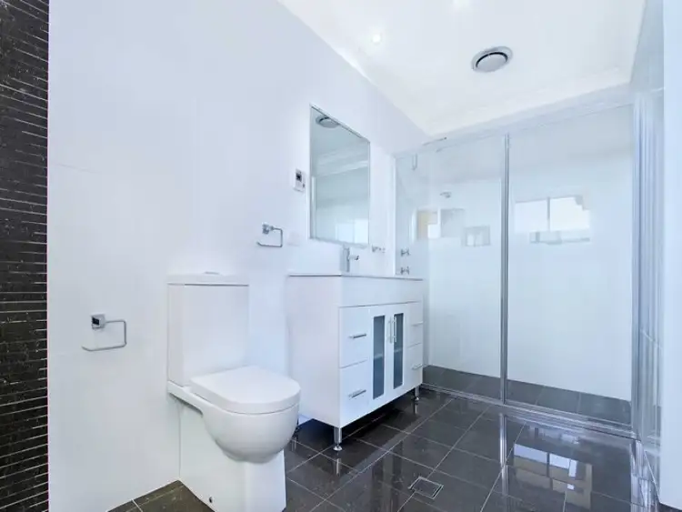 Fifth view of Homely house listing, 32 Carlyle Close, Dapto NSW 2530