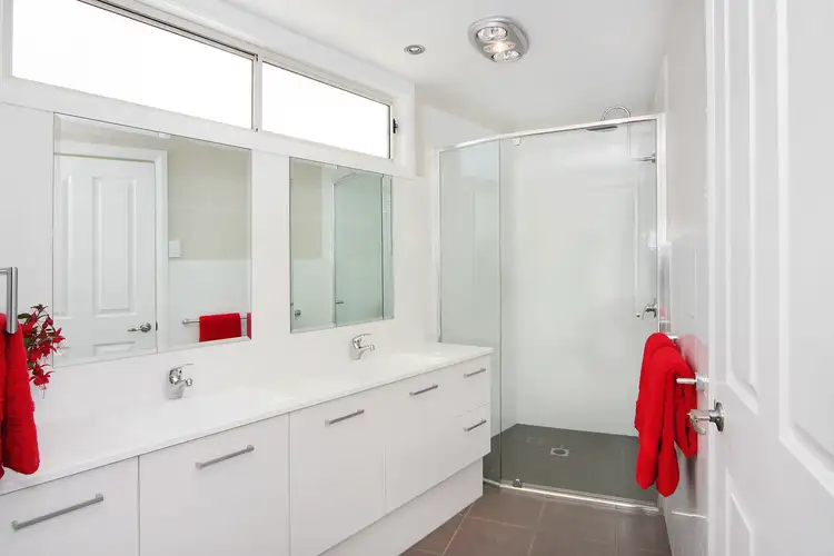 Sixth view of Homely townhouse listing, 1/7 Netherton Park Avenue, Armidale NSW 2350