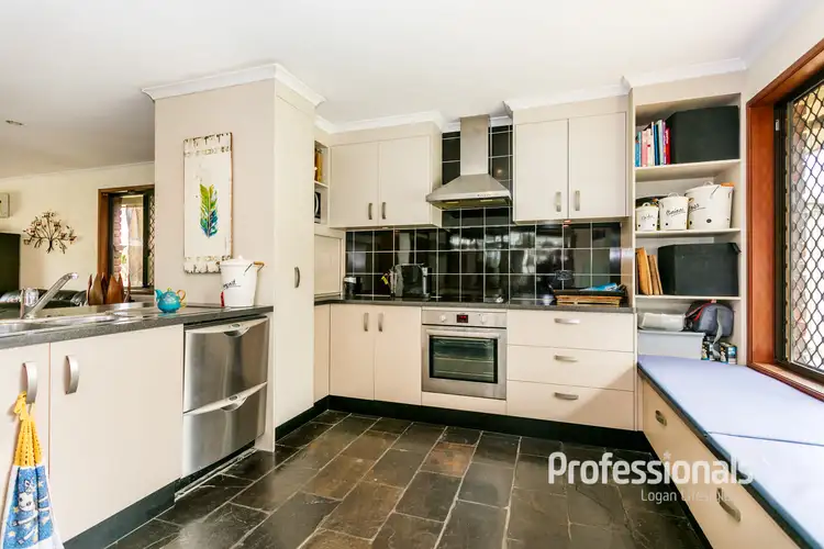 Sixth view of Homely house listing, 5 Paringa Crt, Hillcrest QLD 4118