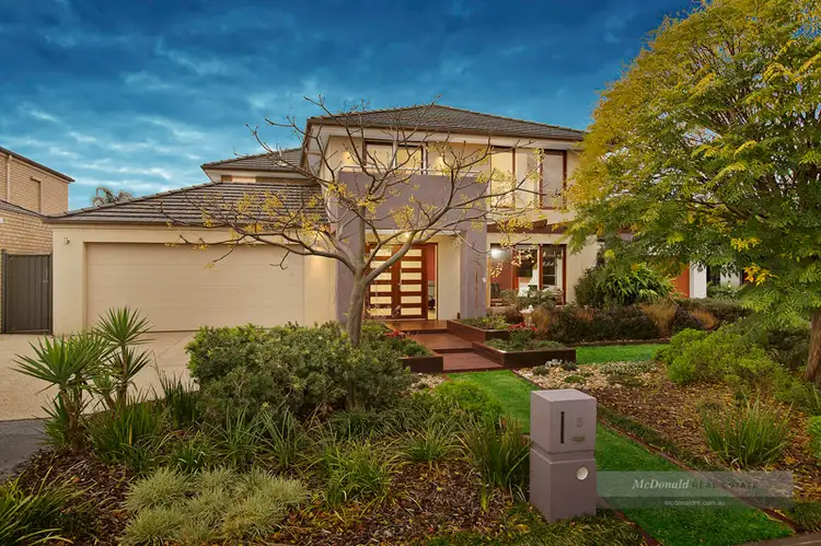 5 The Grove, Keysborough VIC 3173