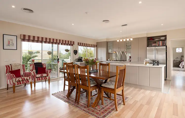Fifth view of Homely house listing, 4 Wedgewood Court, Yarra Glen VIC 3775