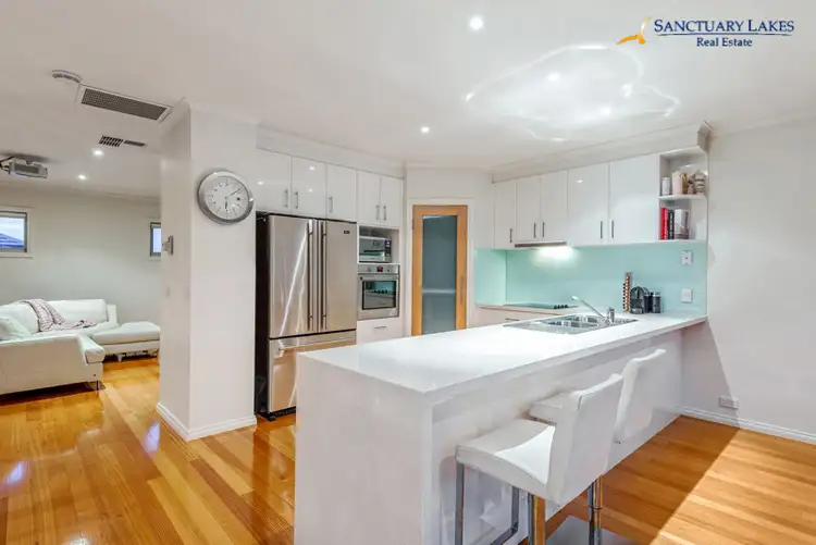 Fifth view of Homely house listing, 6 Freshwater Point, Sanctuary Lakes VIC 3030