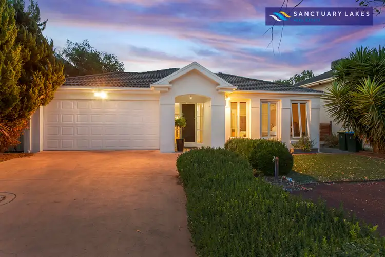 1 Gallery Place, Sanctuary Lakes VIC 3030