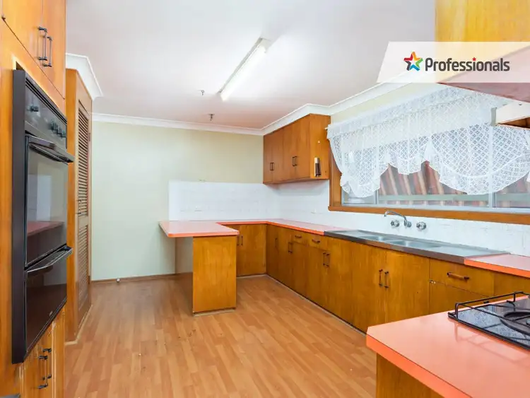 Third view of Homely house listing, 30 Geneva Crescent, Lake Albert NSW 2650