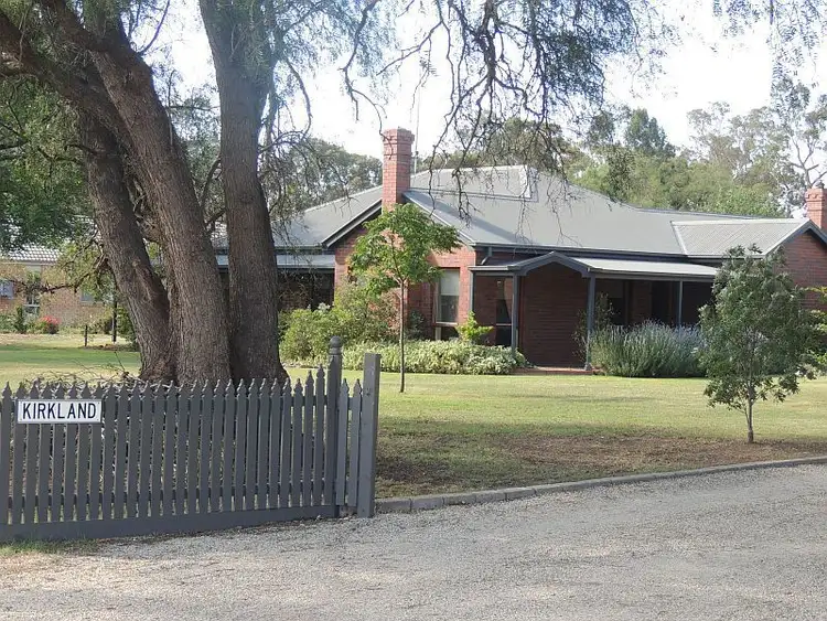 8 Saleyard Road, Avenel VIC 3664