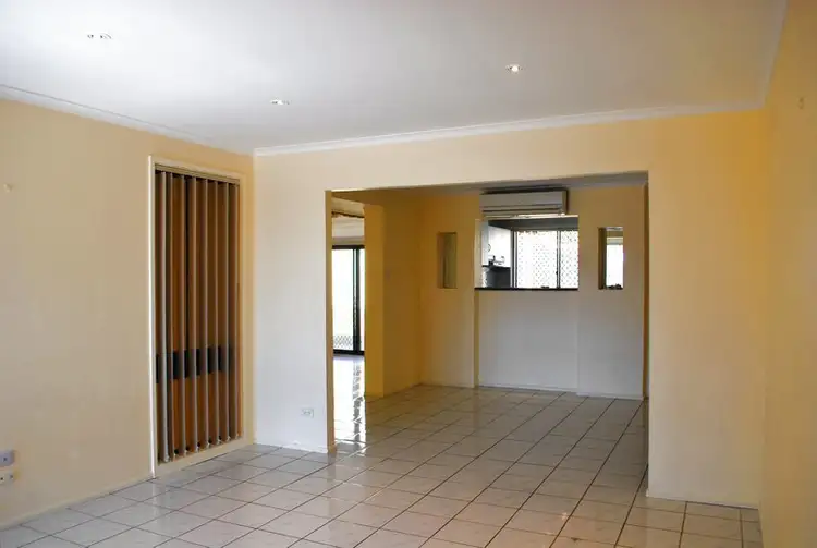 Fifth view of Homely house listing, 37 Hamlet Crescent, Rosemeadow NSW 2560