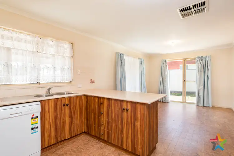 Sixth view of Homely house listing, 10 Vineleaf Street, Mildura VIC 3500