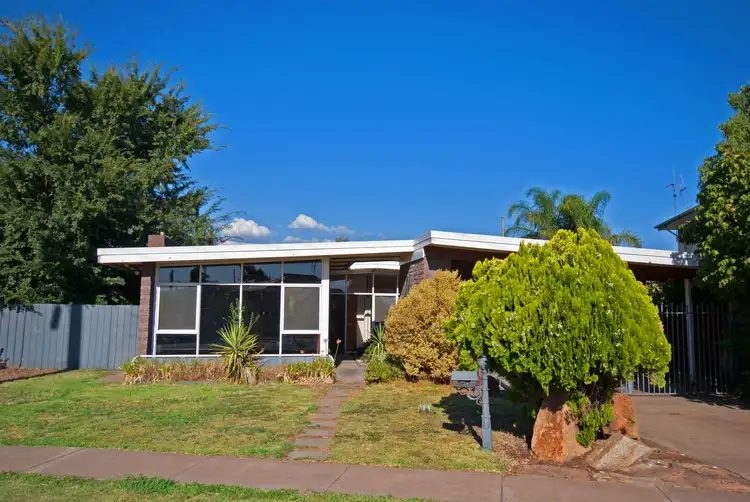 11 Parker Street, Shepparton VIC 3630