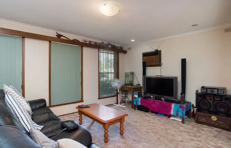 Second view of Homely house listing, 3 Larissa Court, Croydon VIC 3136