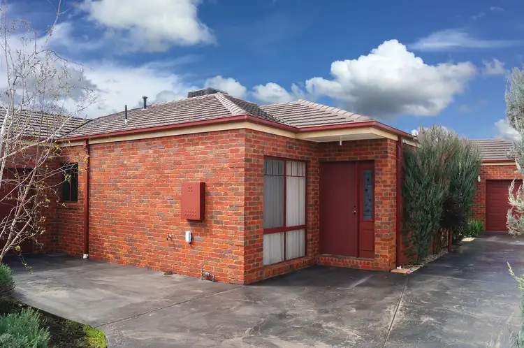 2/15 Barker Avenue, Shepparton VIC 3630