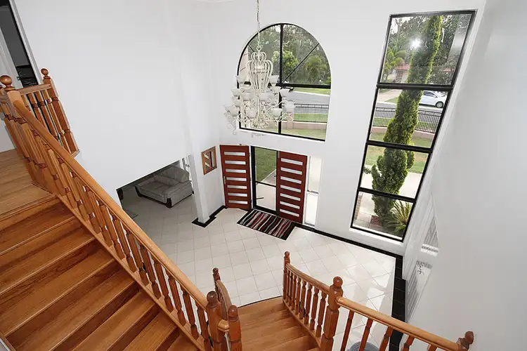 48-50 Blue Wren Place, Heritage Park QLD 4118