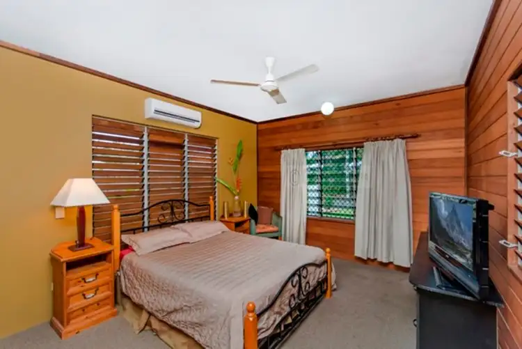 Seventh view of Homely house listing, 10 Volute Close, Trinity Beach QLD 4879