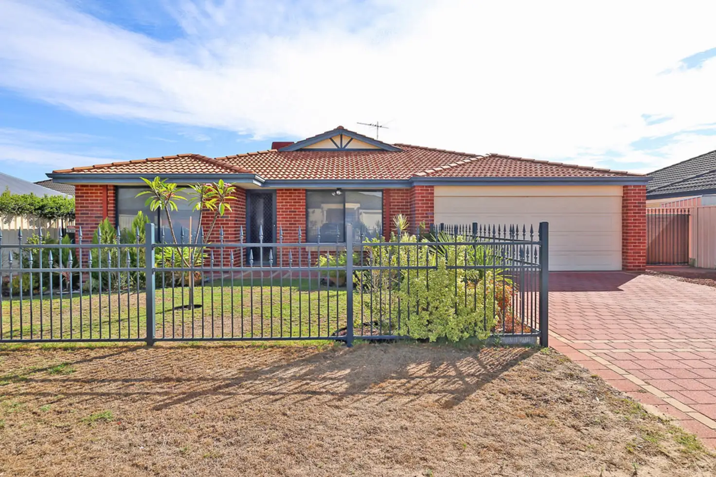 Main view of Homely house listing, 25 Mica Mews, Wattle Grove WA 6107