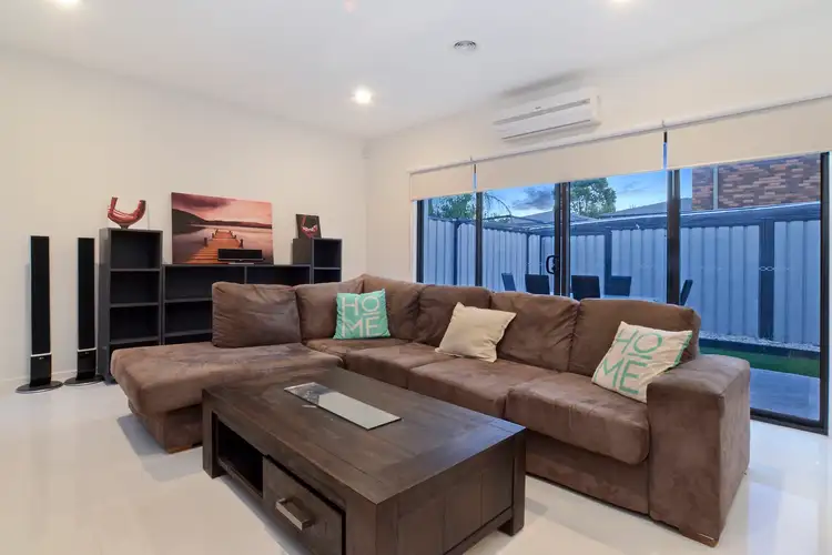 Fifth view of Homely house listing, 2 Mountbatten Way, Sydenham VIC 3037