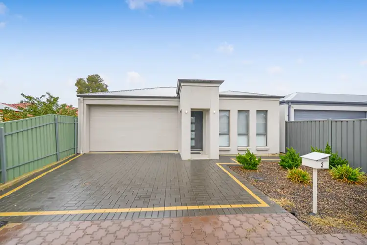 3 Queensborough Avenue, Hillcrest SA 5086