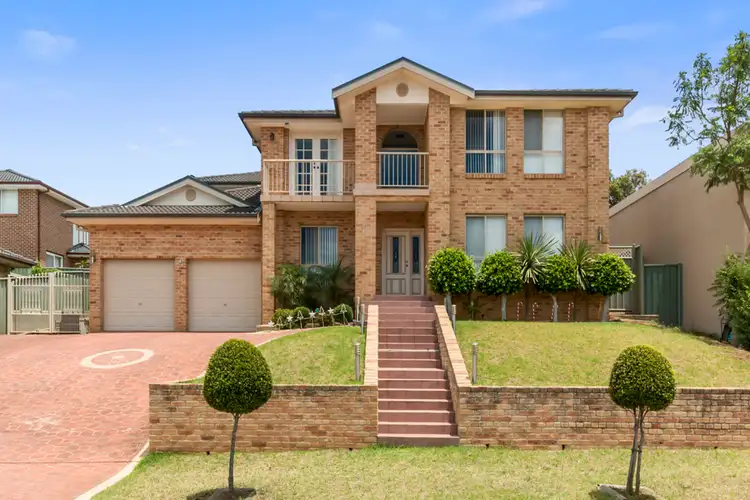 4 Cleary Place, Casula NSW 2170