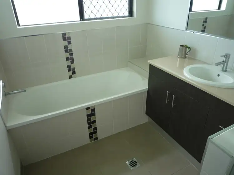 Seventh view of Homely house listing, 19 O'Neill Place, Marian QLD 4753