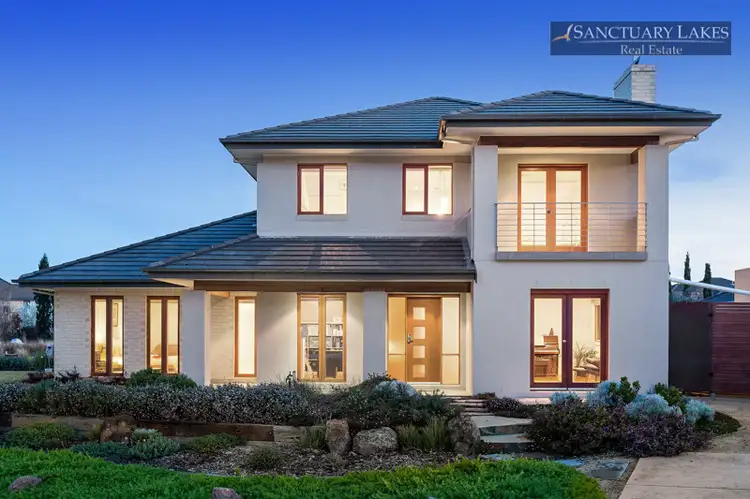 11 Sandlewood Lane, Sanctuary Lakes VIC 3030