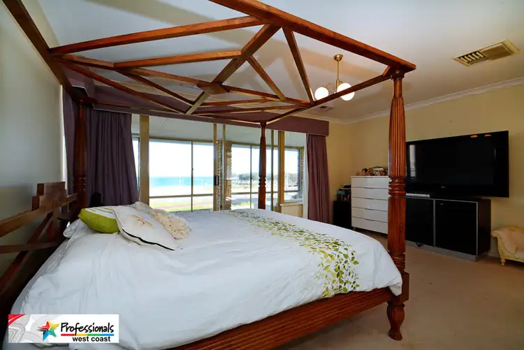 Sixth view of Homely house listing, 4 Quay Court, Sorrento WA 6020