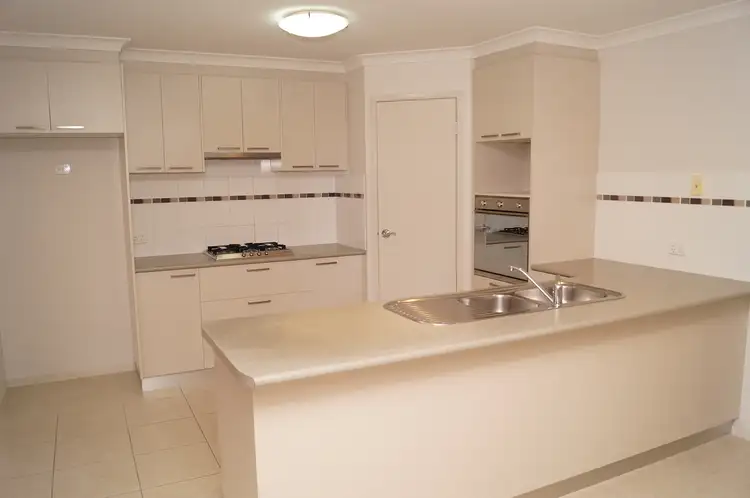 Sixth view of Homely house listing, 3 Beeac Court, Kialla VIC 3631