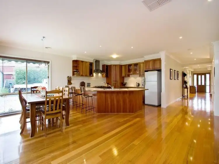 62 Sunset Drive, Kilsyth South VIC 3137