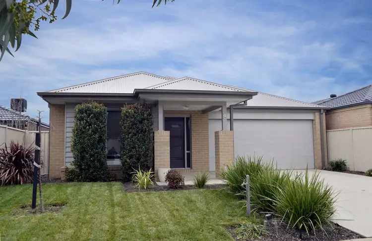 8 Teatree Place, Kialla VIC 3631