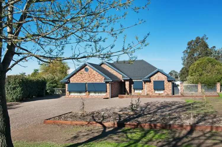 36 Elizabeth Street, Wallalong NSW 2320