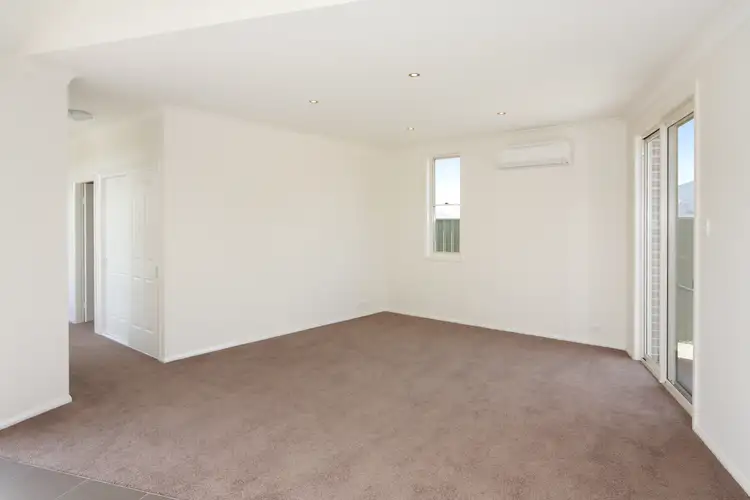 Fourth view of Homely townhouse listing, 1/7 Netherton Park Avenue, Armidale NSW 2350