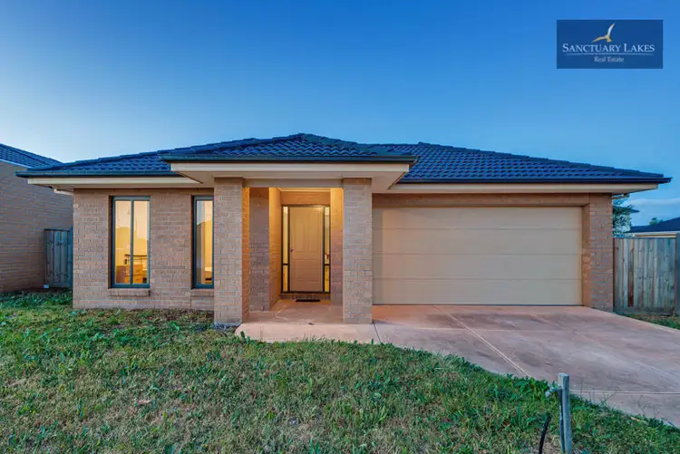 24 Tarcoola Crescent, Sanctuary Lakes VIC 3030