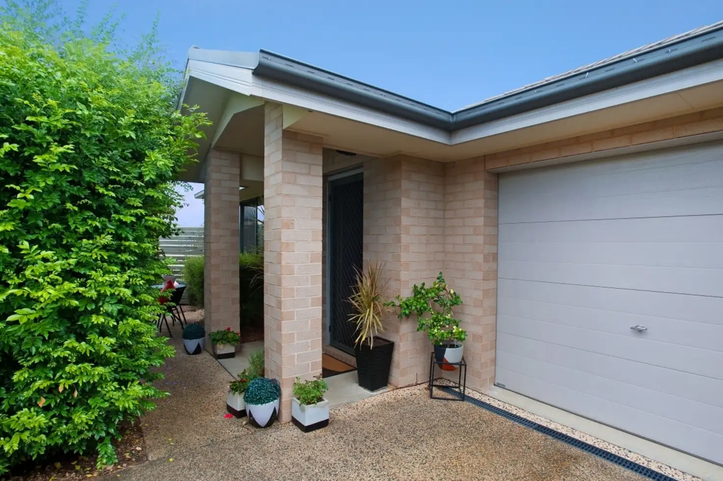 Main view of Homely villa listing, 2/56 Clayton Crescent, Rutherford NSW 2320