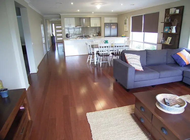 Fourth view of Homely house listing, 8 Teatree Place, Kialla VIC 3631