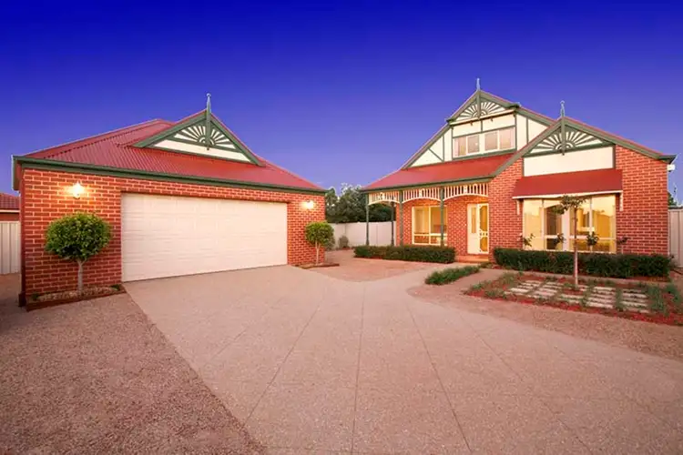 21 Messina Crescent, Point Cook VIC 3030