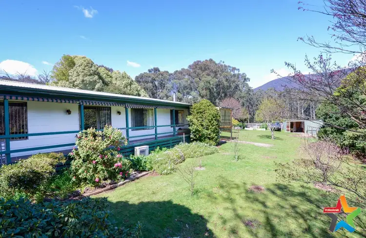 22 Rupert Road, East Warburton VIC 3799