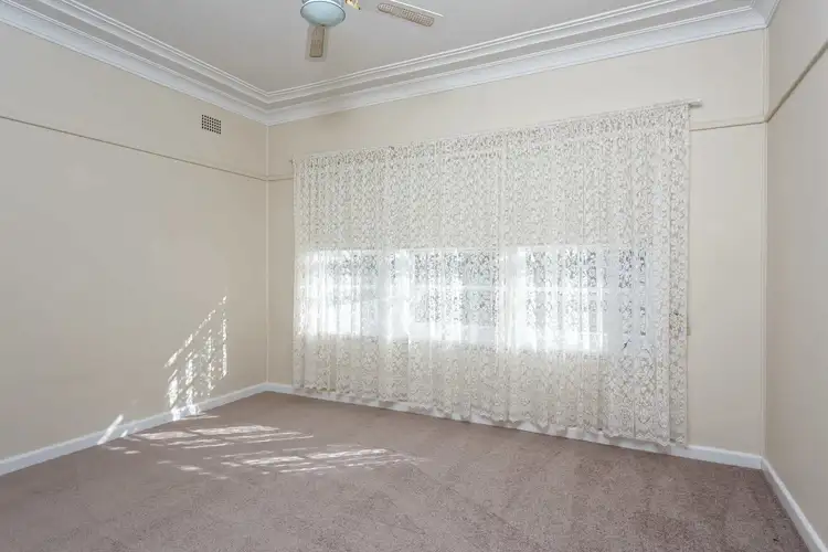 Fifth view of Homely house listing, 337 Lake Albert Road, Lake Albert NSW 2650