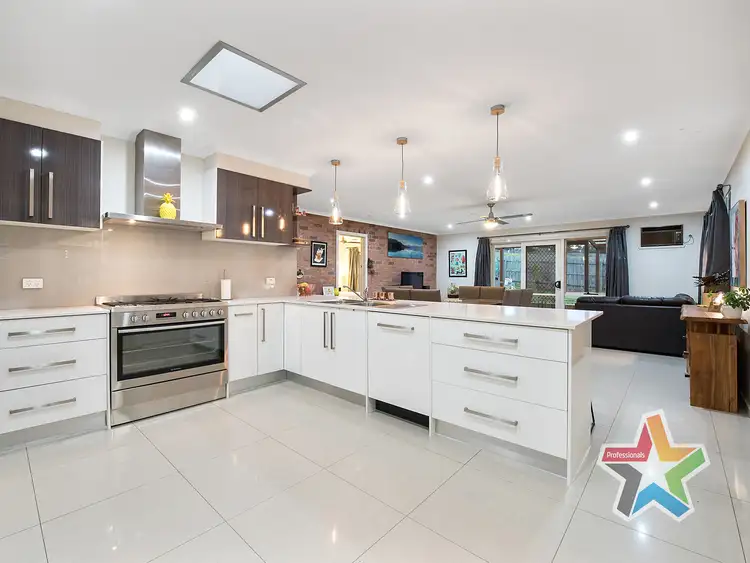 Fourth view of Homely house listing, 76 Hawthory Road, Kilsyth VIC 3137