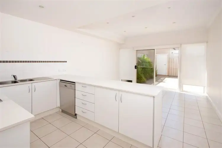 Third view of Homely house listing, 5/20 Travers Street, Wagga Wagga NSW 2650