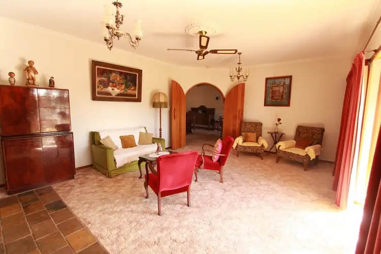 Second view of Homely house listing, 5 Fiona Place, Kennington VIC 3550