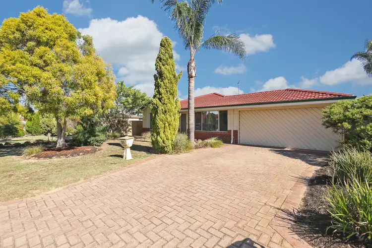 21 Pyrite Court, Forrestfield WA 6058