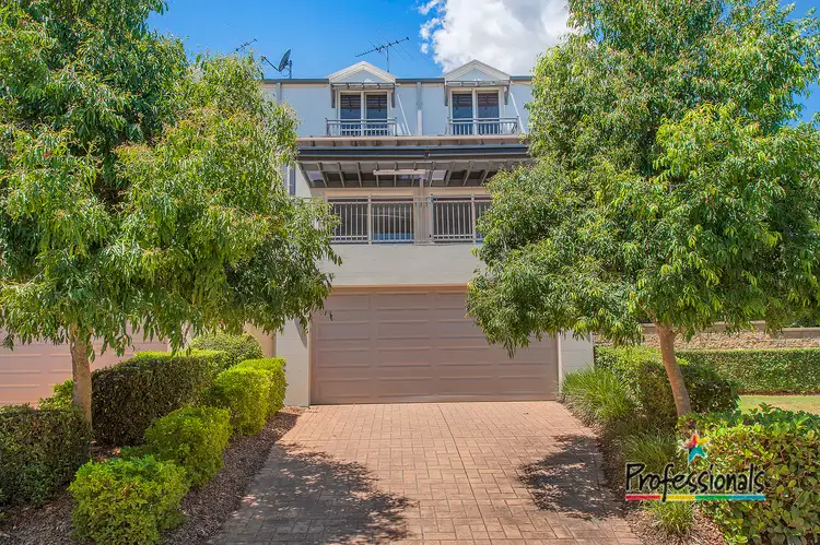 10 Jane Jarvis Way, Macquarie Links NSW 2565