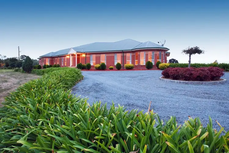 300 Edward Road, Chirnside Park VIC 3116