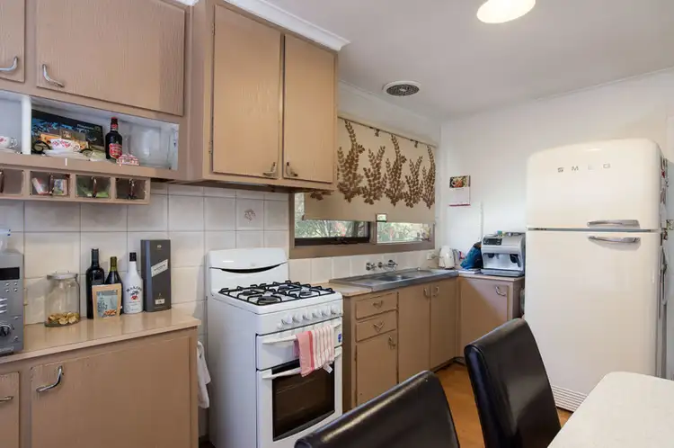 Fifth view of Homely house listing, 10 Cardigan Road, Mooroolbark VIC 3138