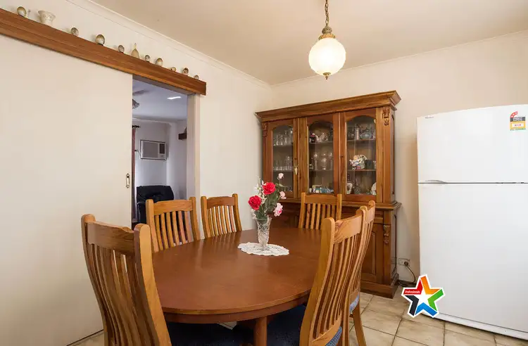 Sixth view of Homely house listing, 16 Highpoint Avenue, Mooroolbark VIC 3138