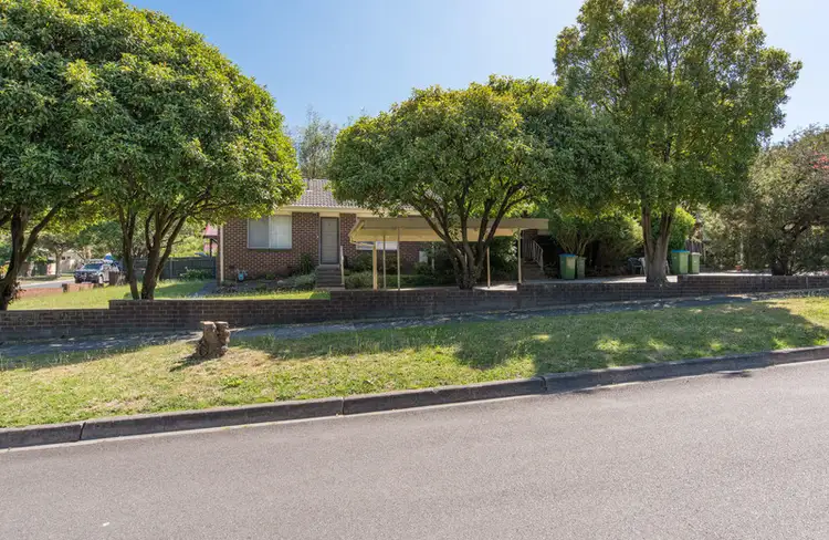 Main view of Homely unit listing, 2/6 Stirling Road, Croydon VIC 3136
