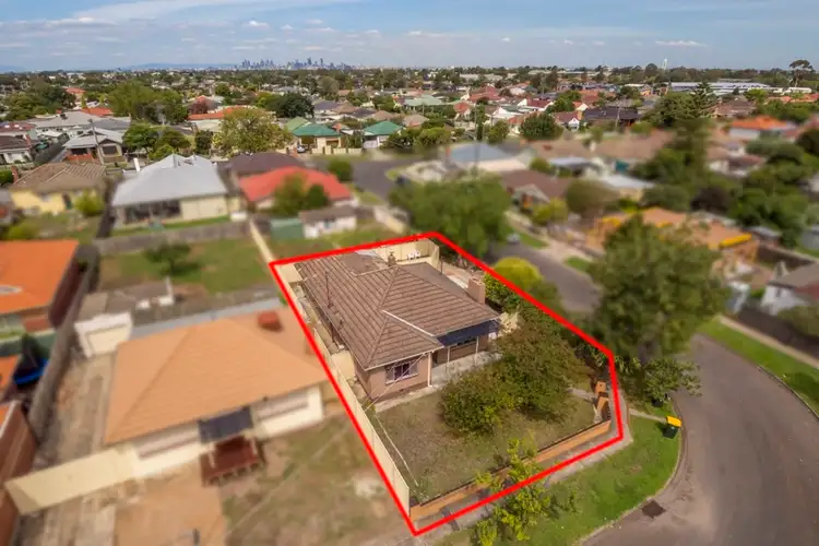 Second view of Homely house listing, 2 Sturt Street, Sunshine VIC 3020