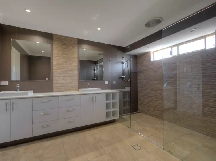 Fifth view of Homely house listing, 8 Azurite Court, Forrestfield WA 6058