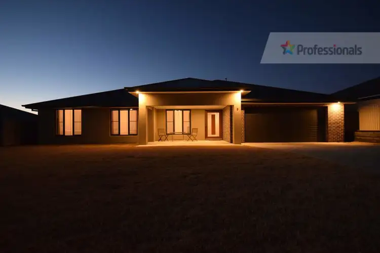 9 Coates Drive, Kelso NSW 2795