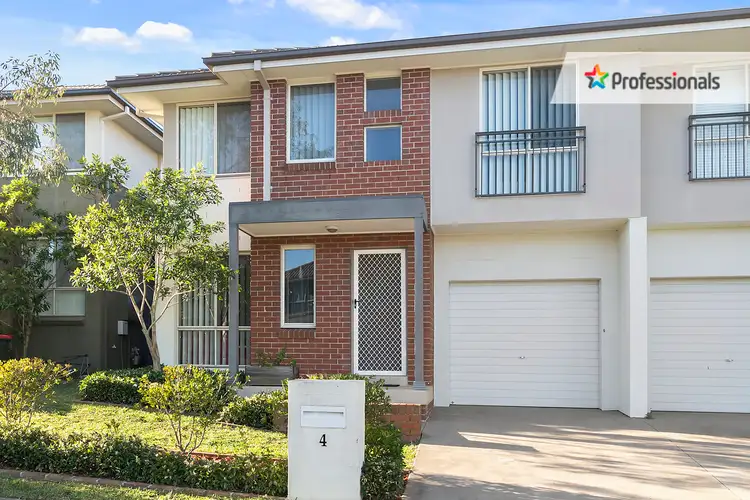 4 Northampton Drive, Glenfield NSW 2167
