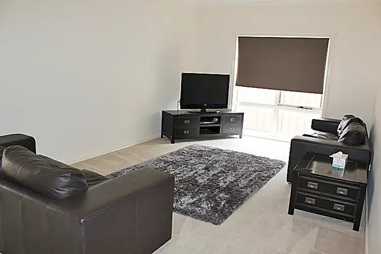 Third view of Homely villa listing, Unit 1/383 Eleventh Street, Mildura VIC 3500