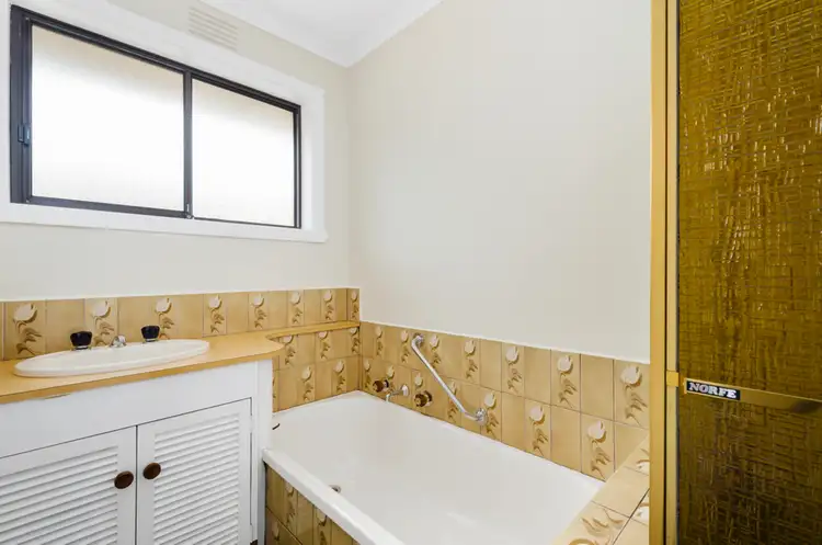 Fifth view of Homely villa listing, 1/72 Civic Parade, Altona VIC 3018