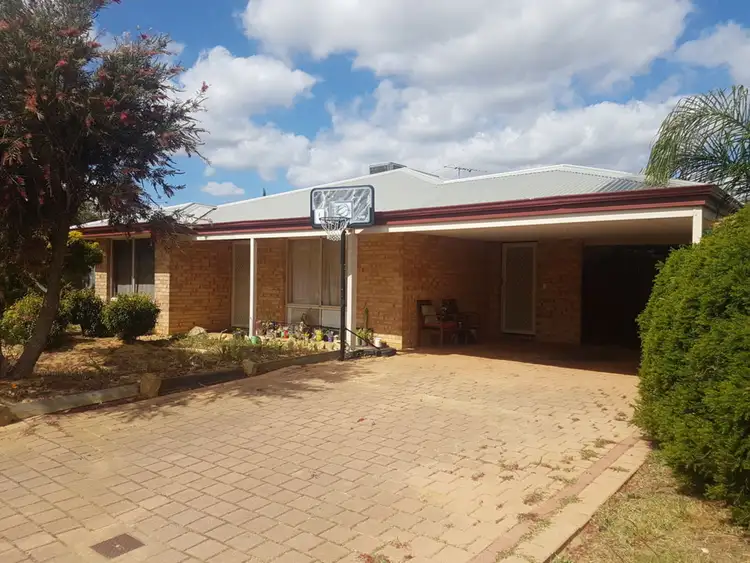 9 Myerson Crescent, Maida Vale WA 6057